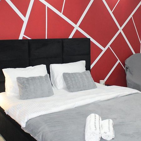 Studio Central Hunedoara Eksteriør billede